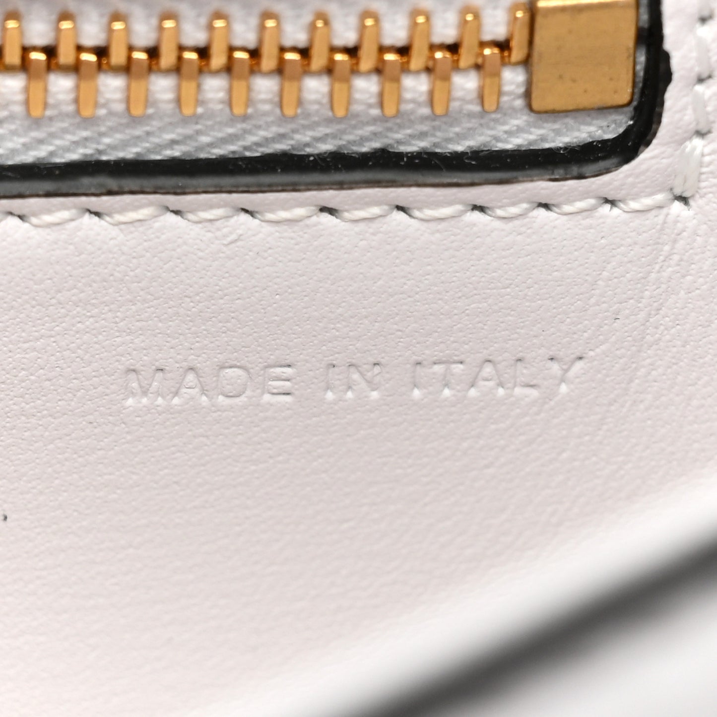 Calfskin Small Vlogo Chain Shoulder Bag Optic White