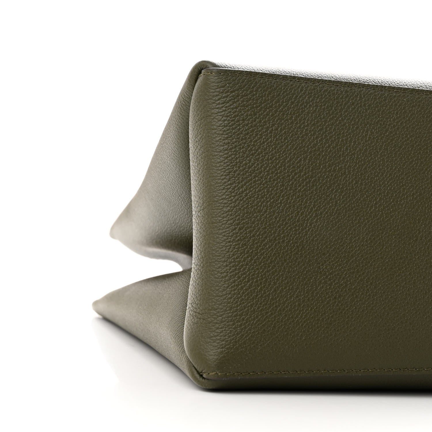 Louis Vuitton Grained Calfskin Lockme Shopper Kaki 8 of 9