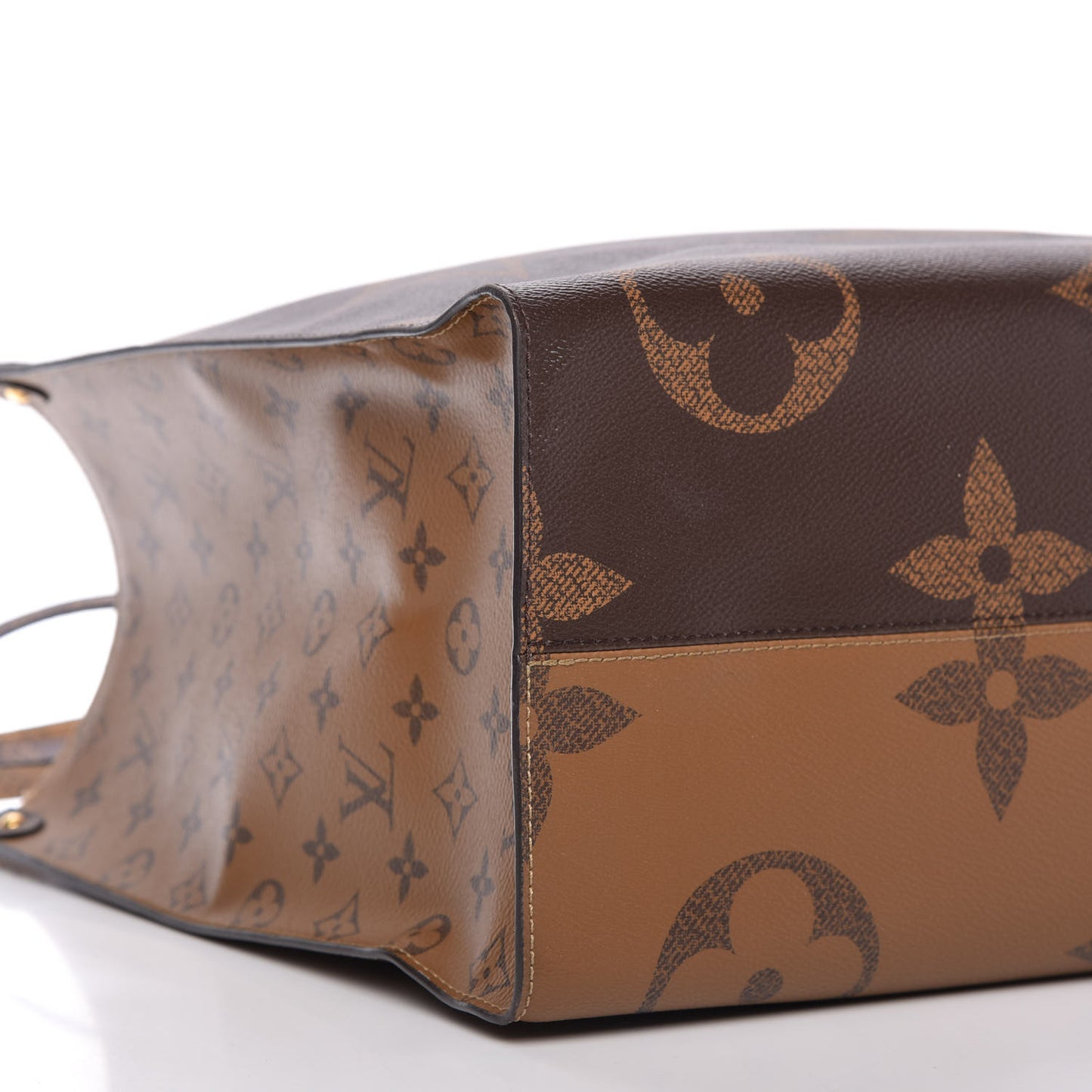 Reverse Monogram Giant Onthego GM