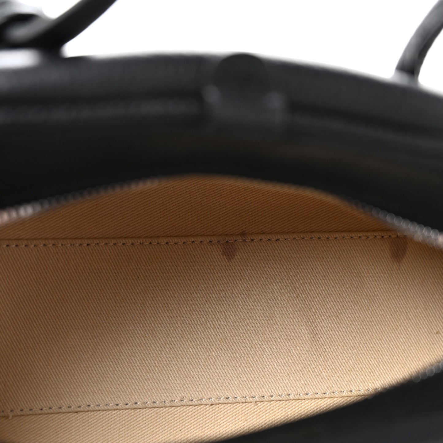 Grained Calfskin Le Petit Turismo Black Black