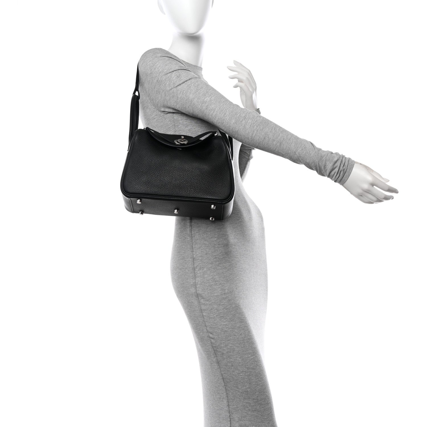 Hermes Taurillon Clemence Lindy 26 Black 2 of 12