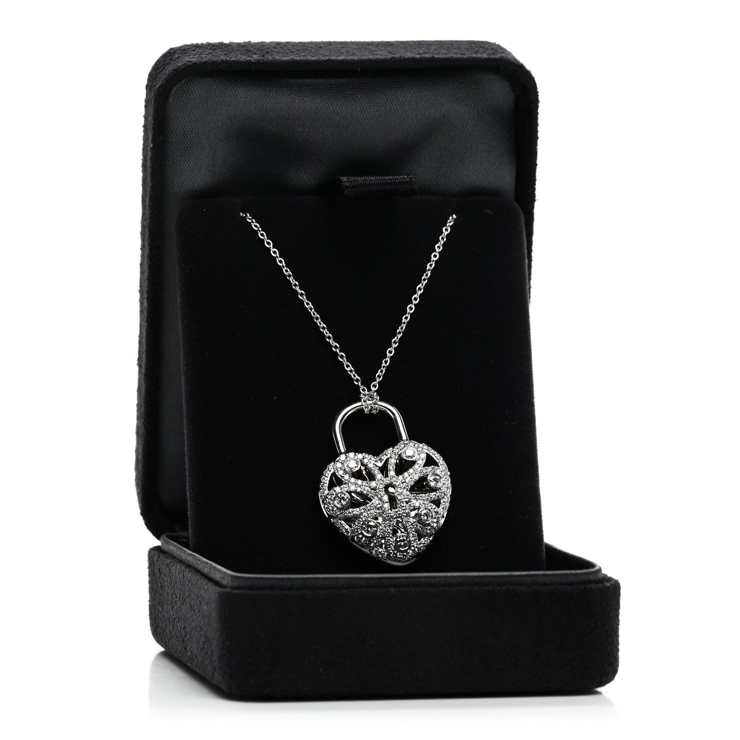 18K White Gold Diamond Filigree Heart Pendant Necklace