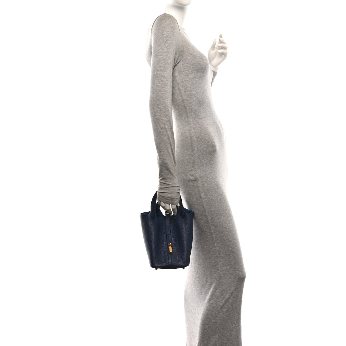 Hermes Taurillon Clemence Picotin Lock 18 PM Bleu Nuit 2 of 11
