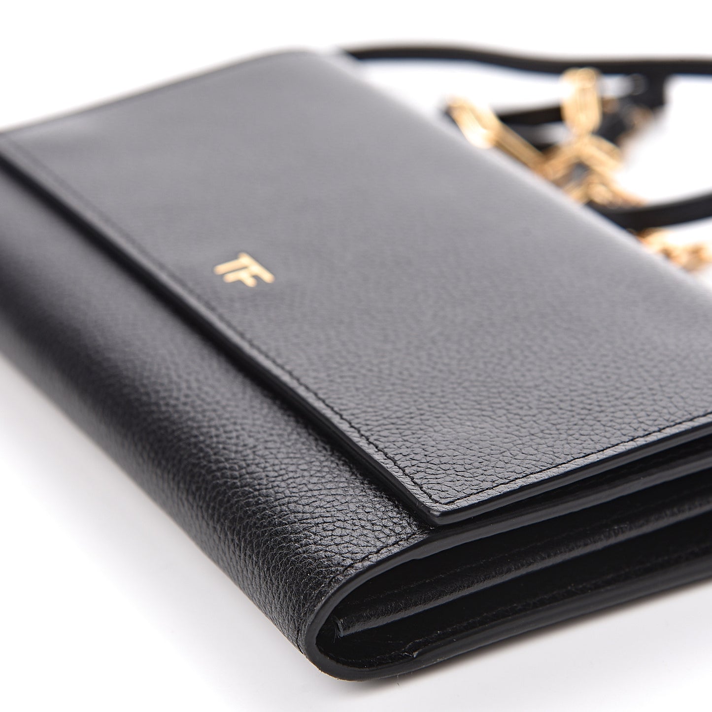 Pebbled Calfskin Wallet On Chain Black