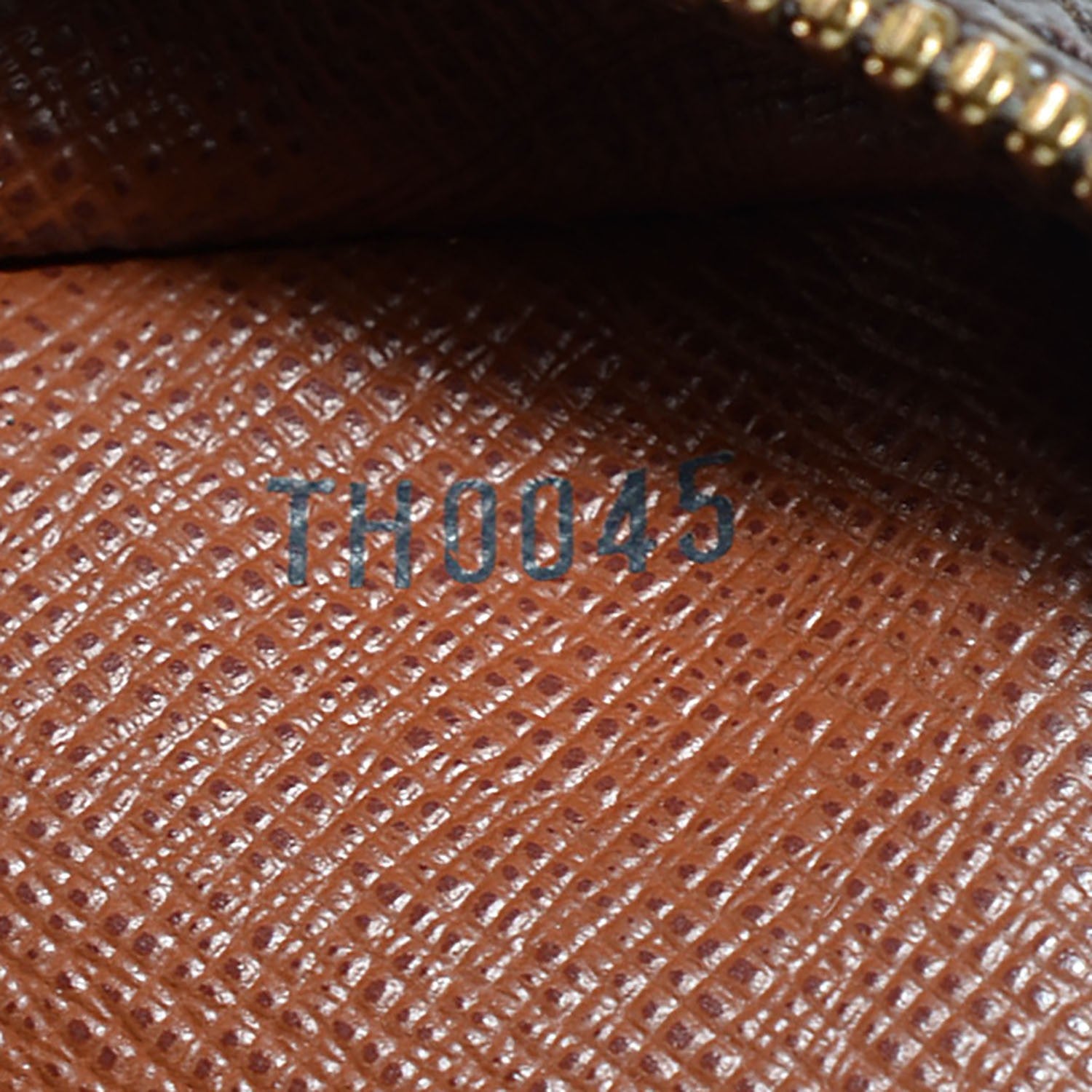 Louis Vuitton Monogram Porte-Documents Voyage Briefcase 7 of 7