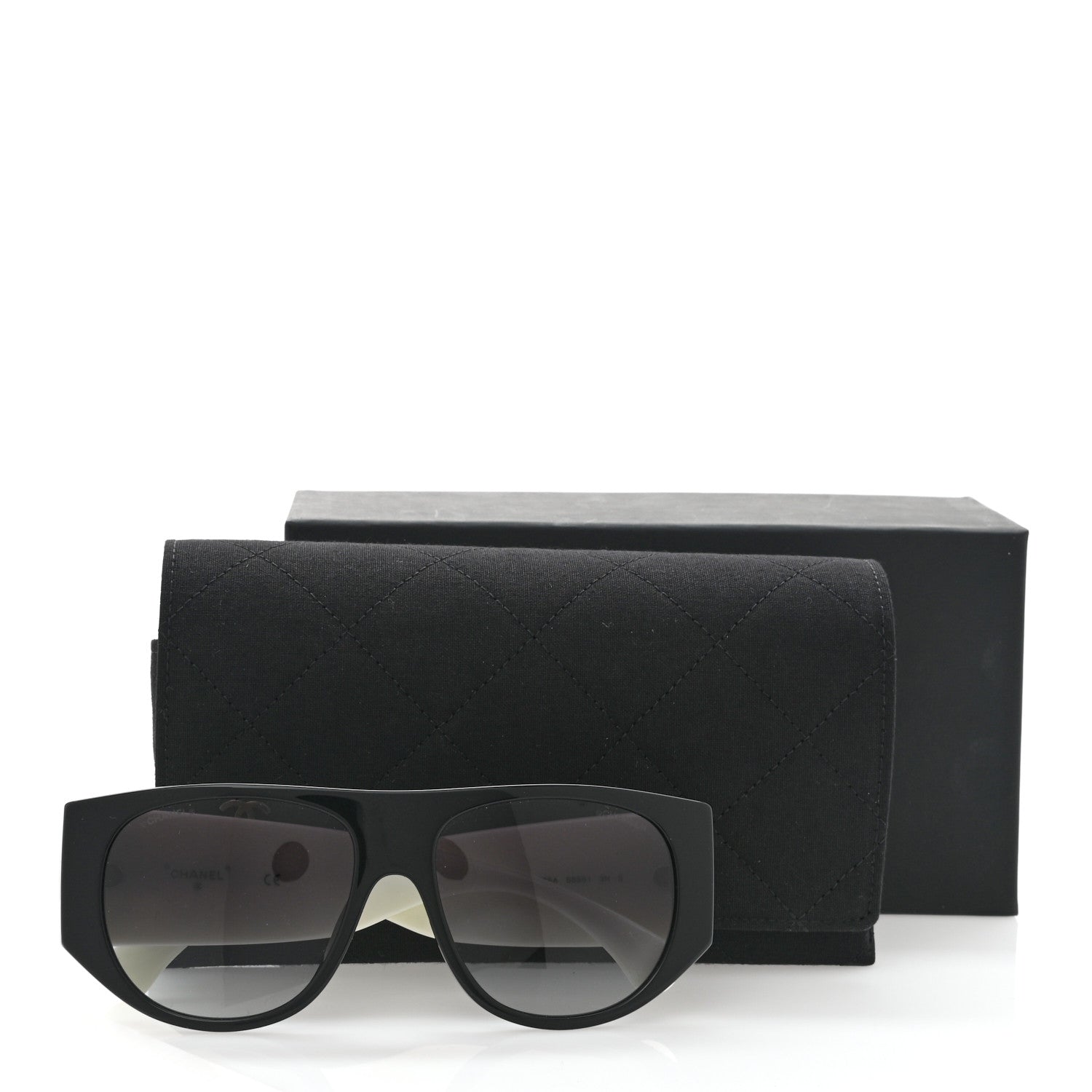 Chanel Acetate Quilted CC Pilot Sunglasses 71465 White Black 8 of 8