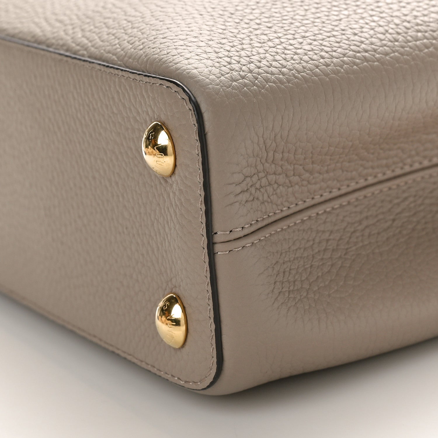 Louis Vuitton Taurillon Capucines BB Galet 9 of 9