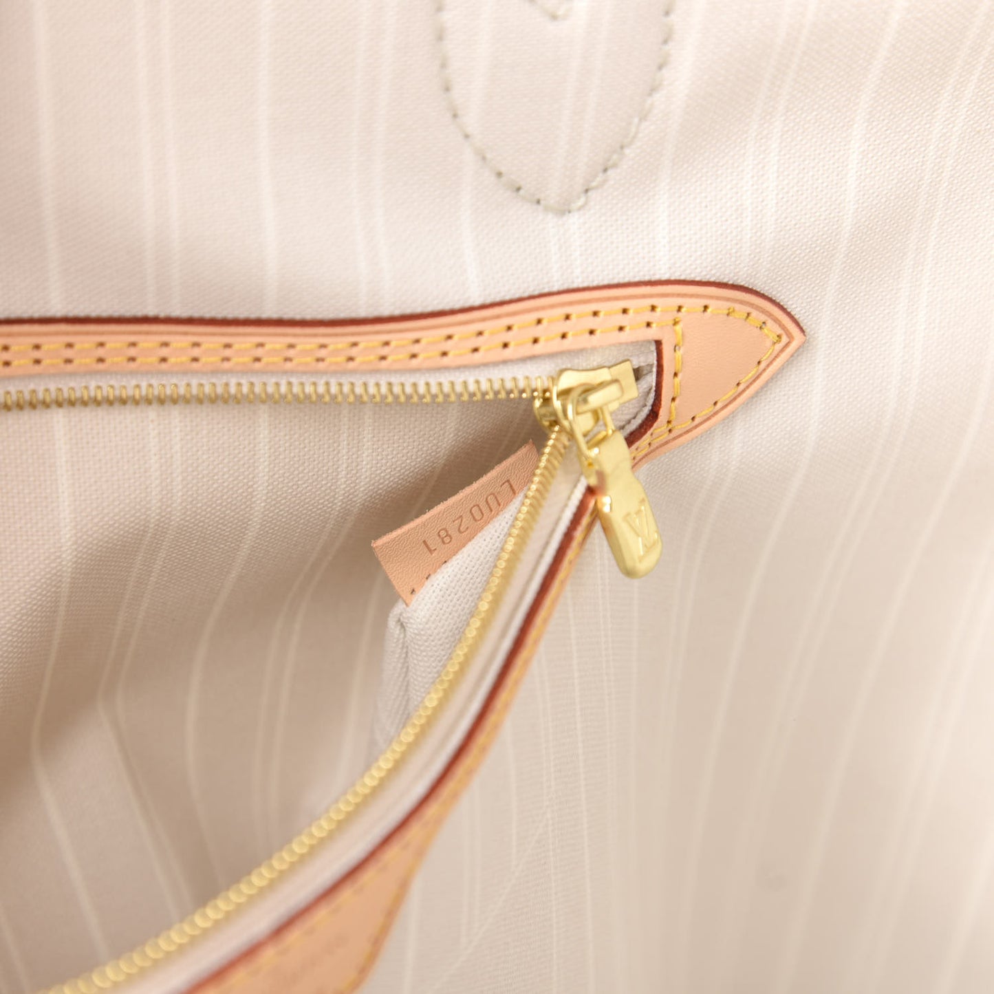 Monogram Giant By The Pool Neverfull MM Brume