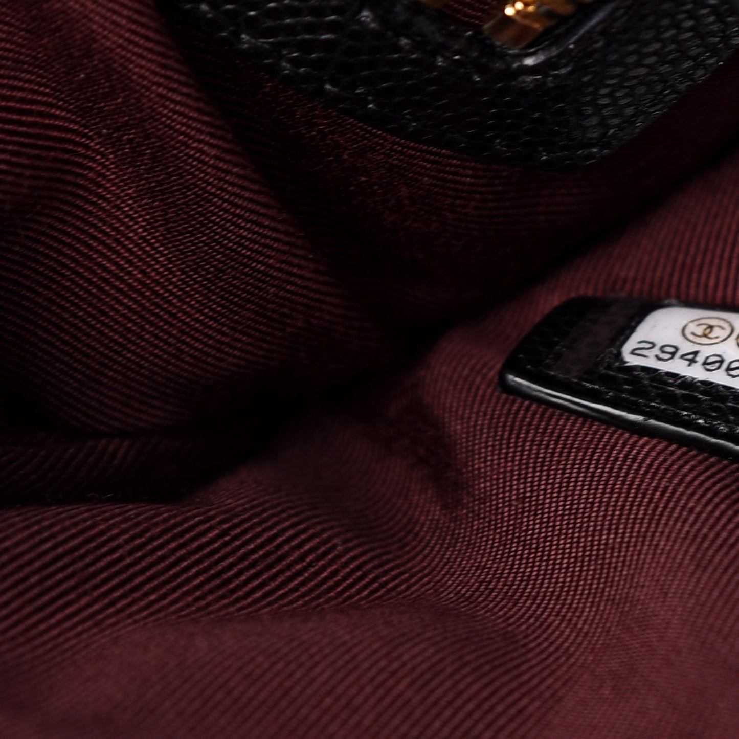 Caviar Quilted Medium Cosmetic Case Black