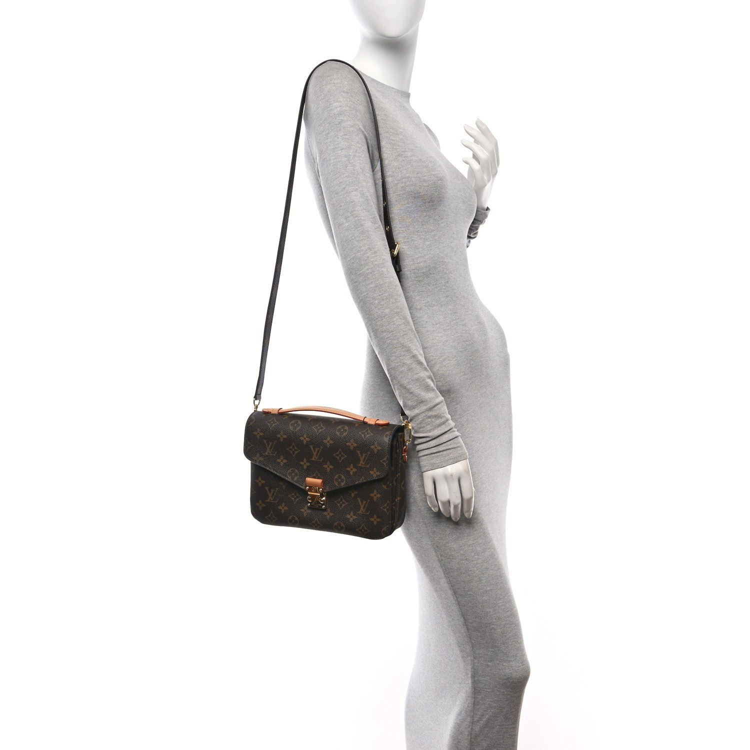 Louis Vuitton Monogram Pochette Metis 2 of 14