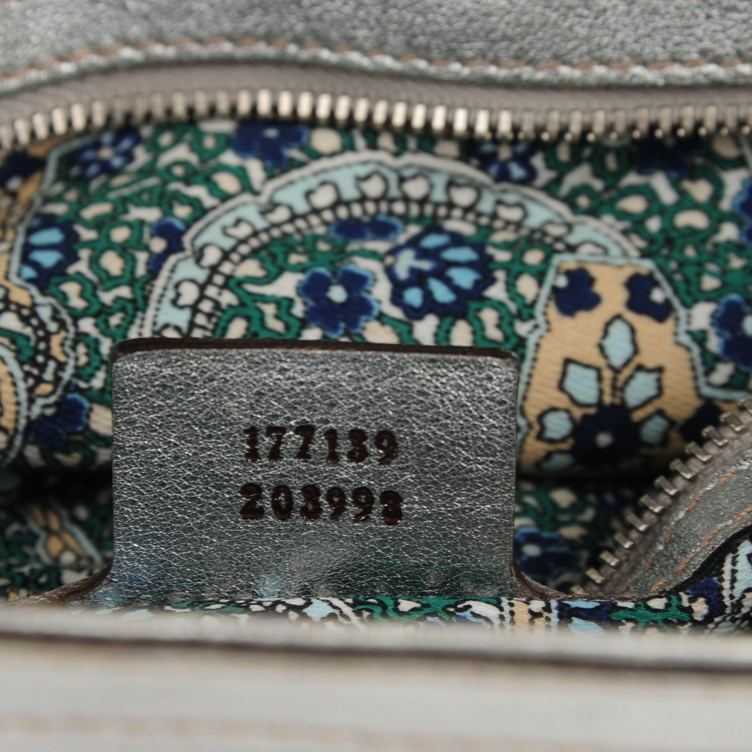 Gucci Metallic Calfskin Medium Indy Top Handle Hobo Silver 6 of 8