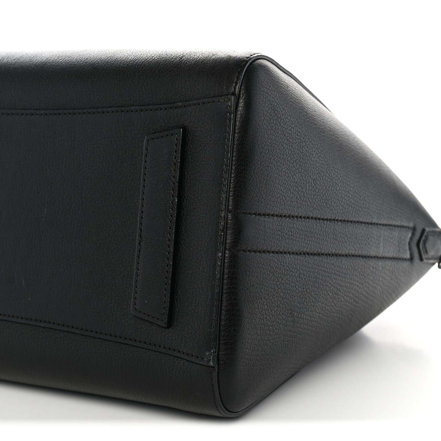 Sugar Goatskin Medium Antigona Black