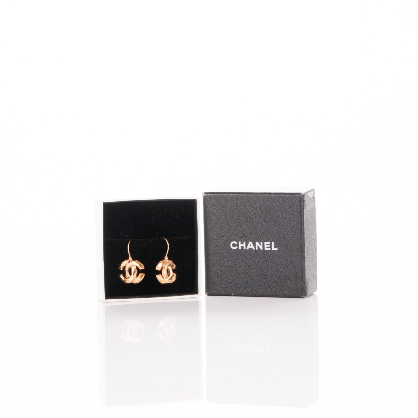 CC Drop Earrings Gold
