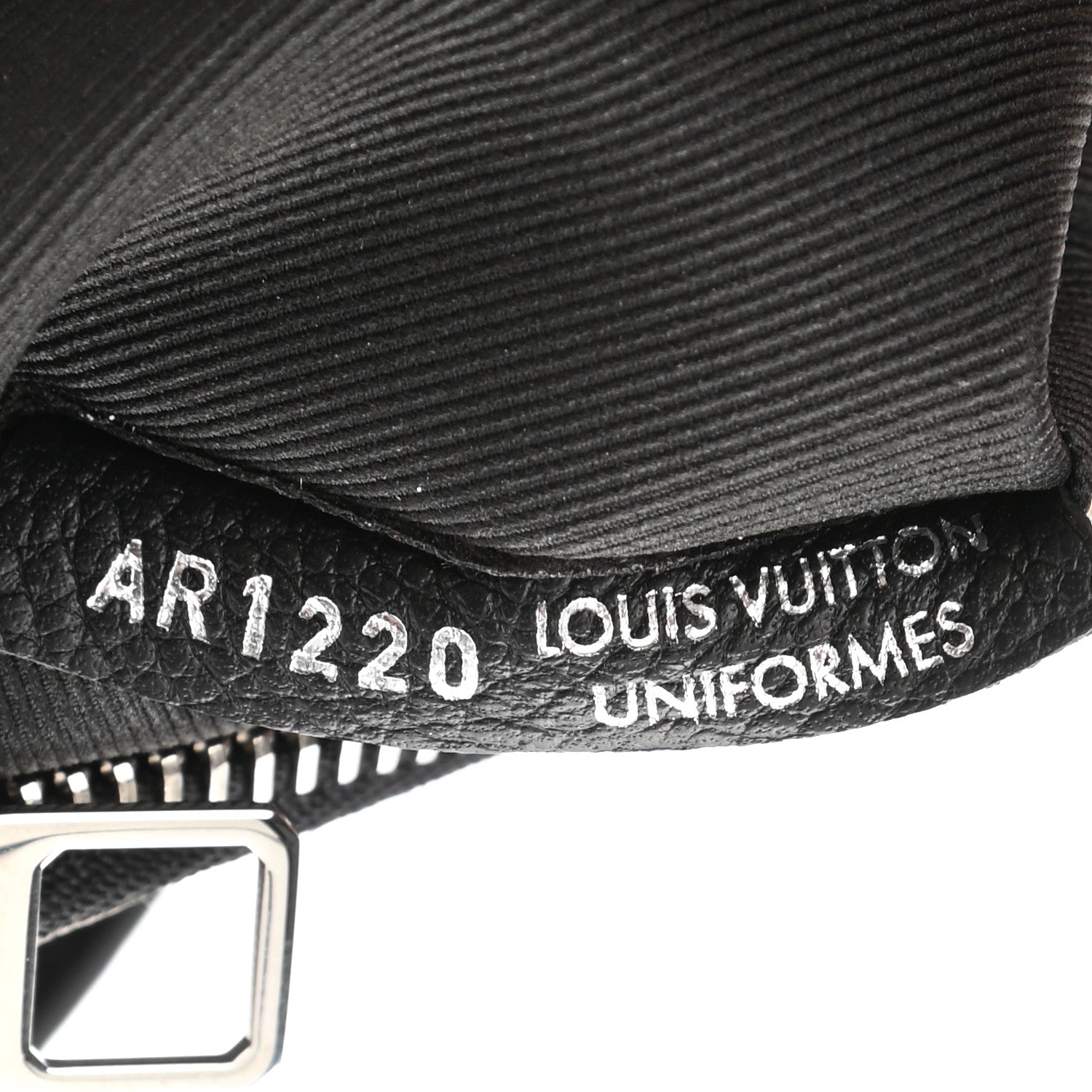 Louis Vuitton Empreinte Pallas Crossbody Black 7 of 8