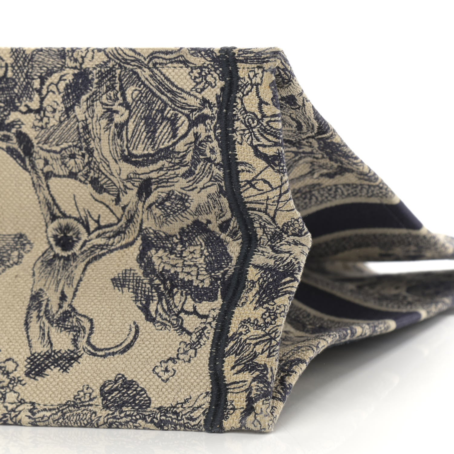 Christian Dior Canvas Embroidered Large Dioriviera Toile De Jouy Book Tote Blue 10 of 17