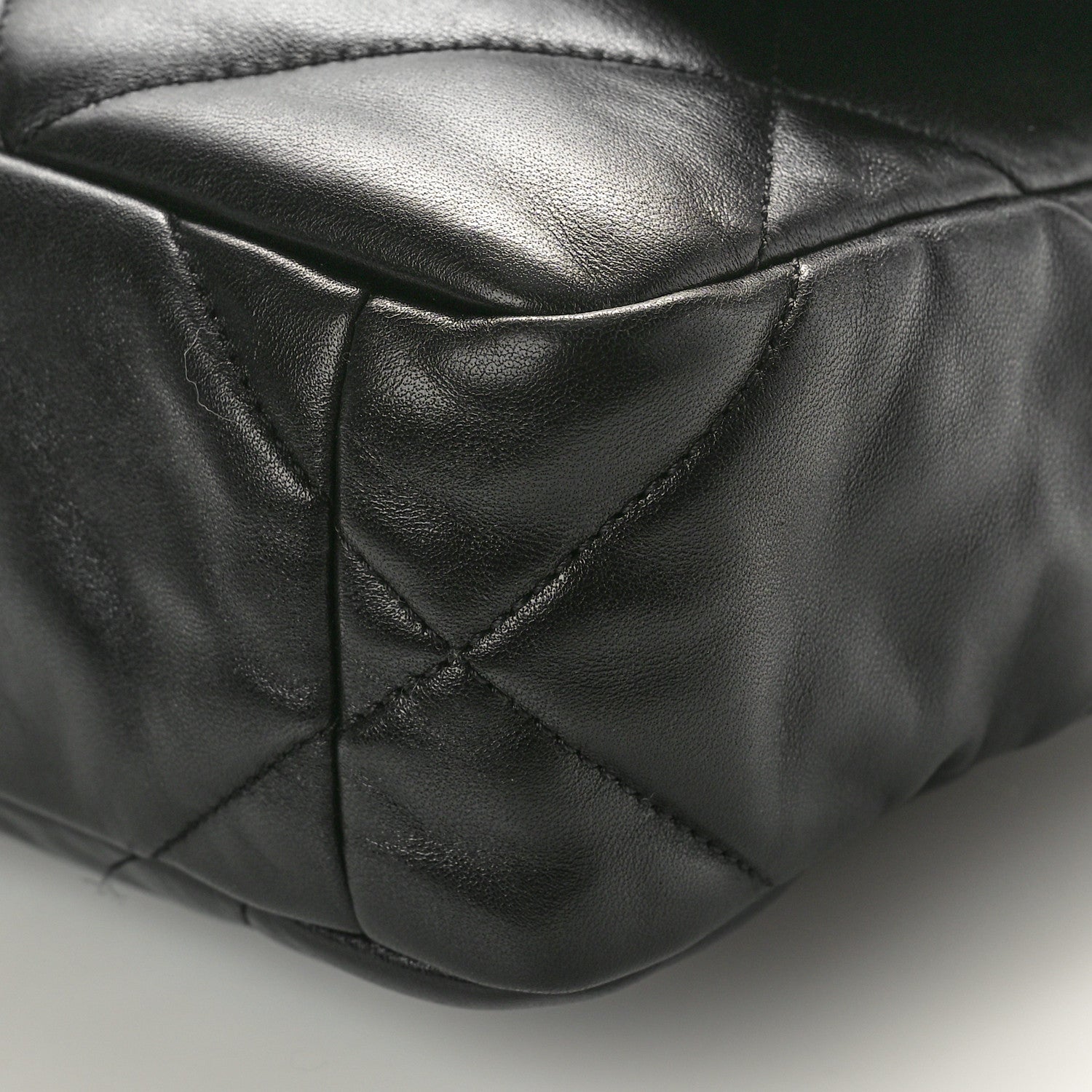 Chanel Lambskin Quilted Medium Chanel 19 Flap Black 10 of 11