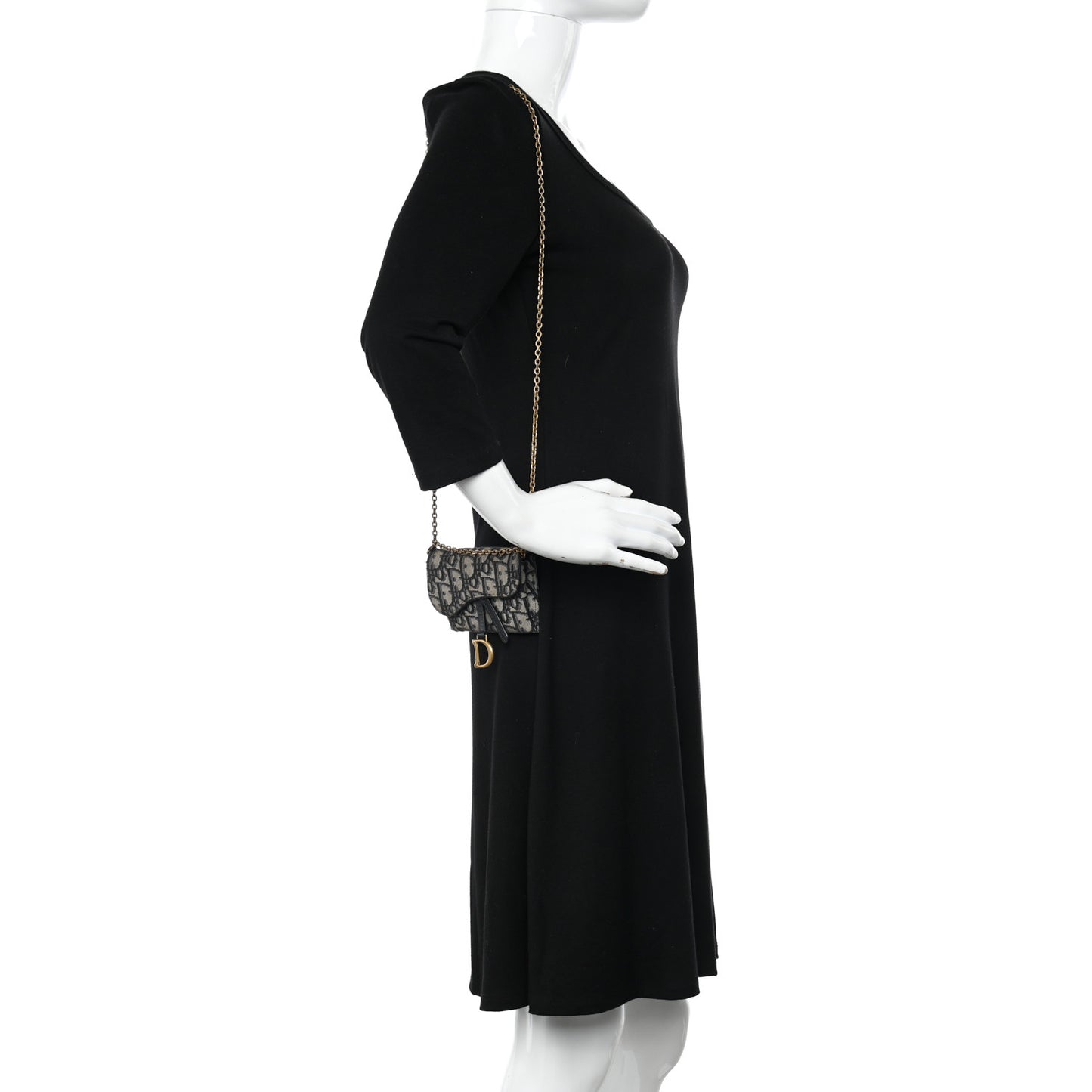 Oblique Nano Saddle Chain Pouch Blue