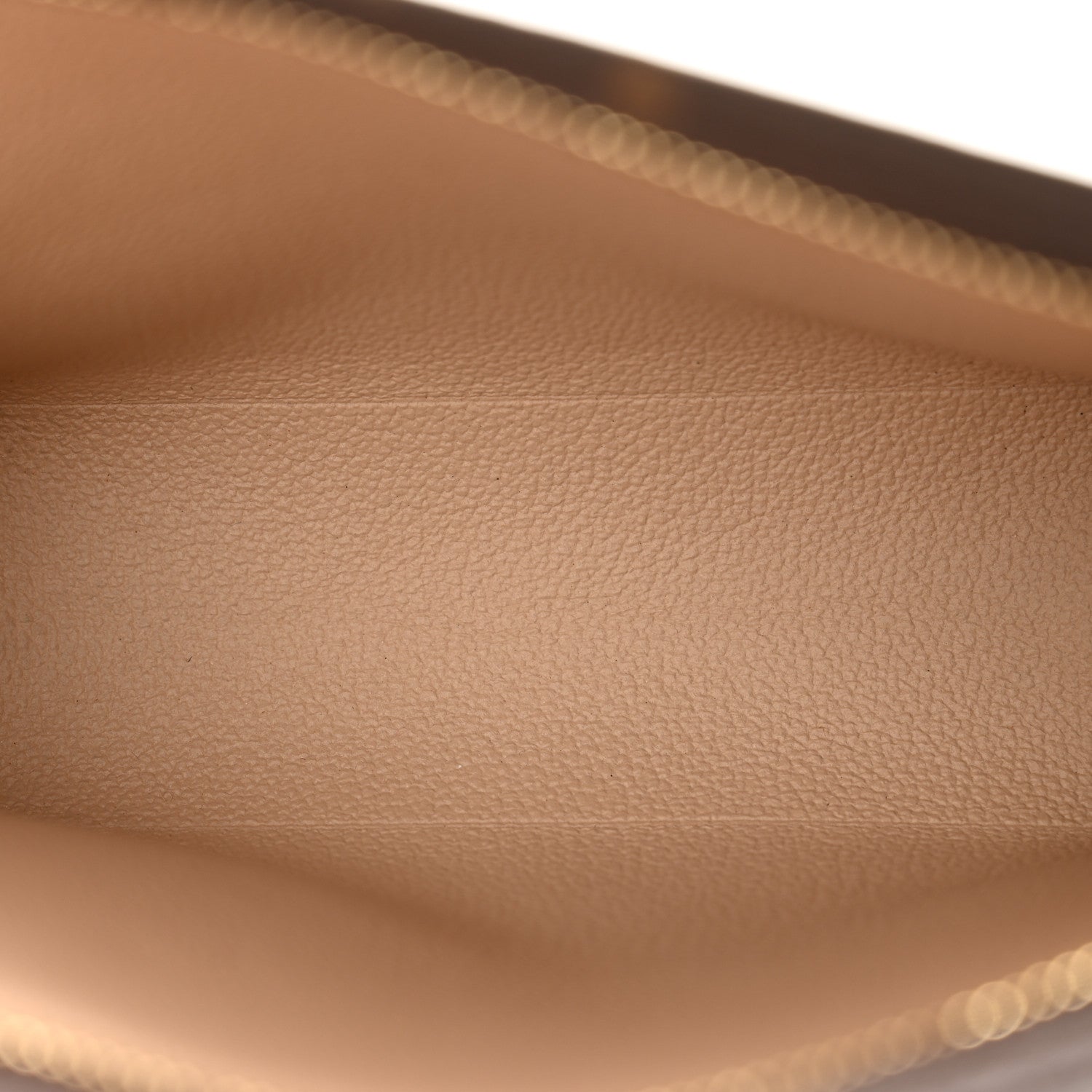 Louis Vuitton Monogram Toiletry Pouch 19 5 of 9