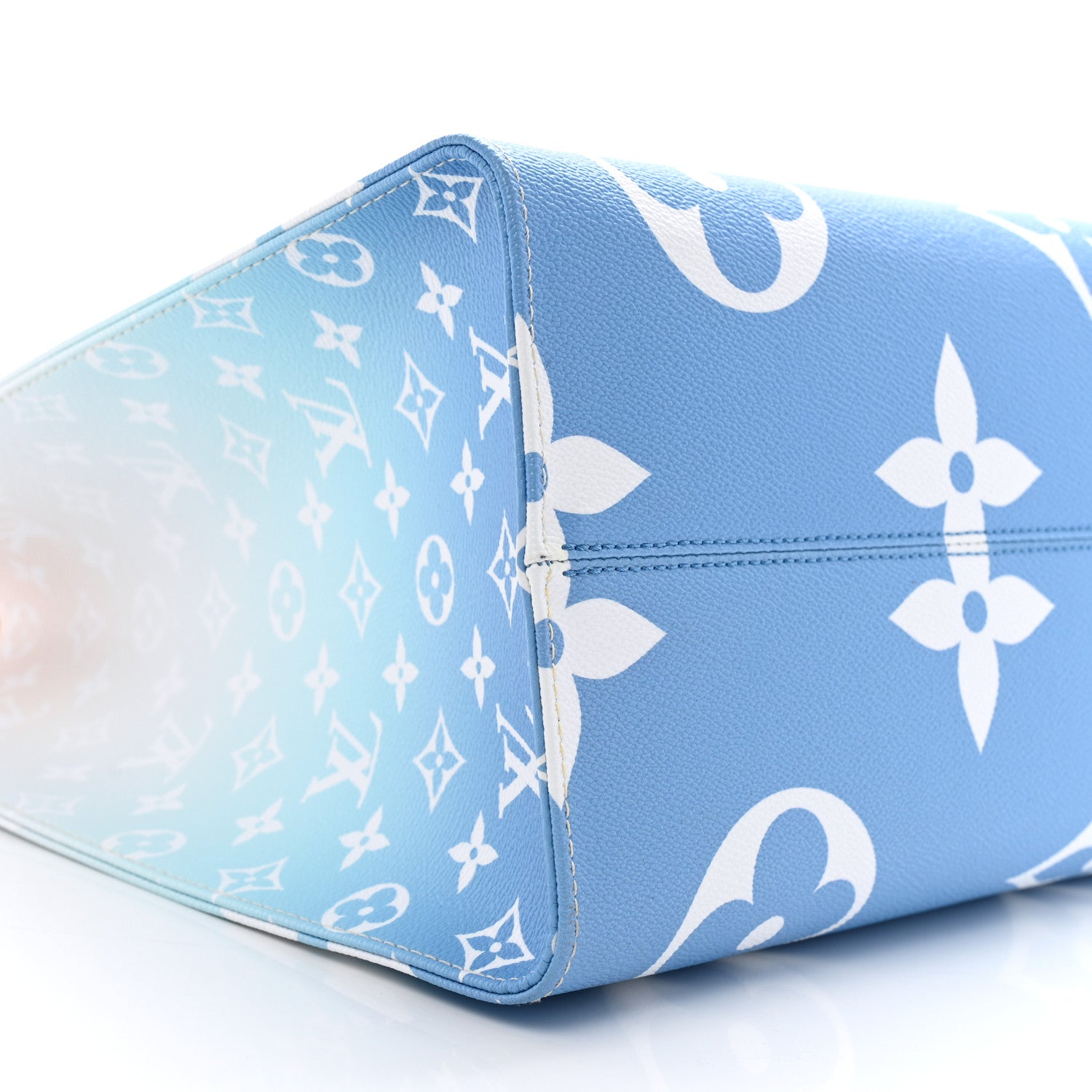 Louis Vuitton Monogram Giant By The Pool Onthego GM Blue 8 of 12