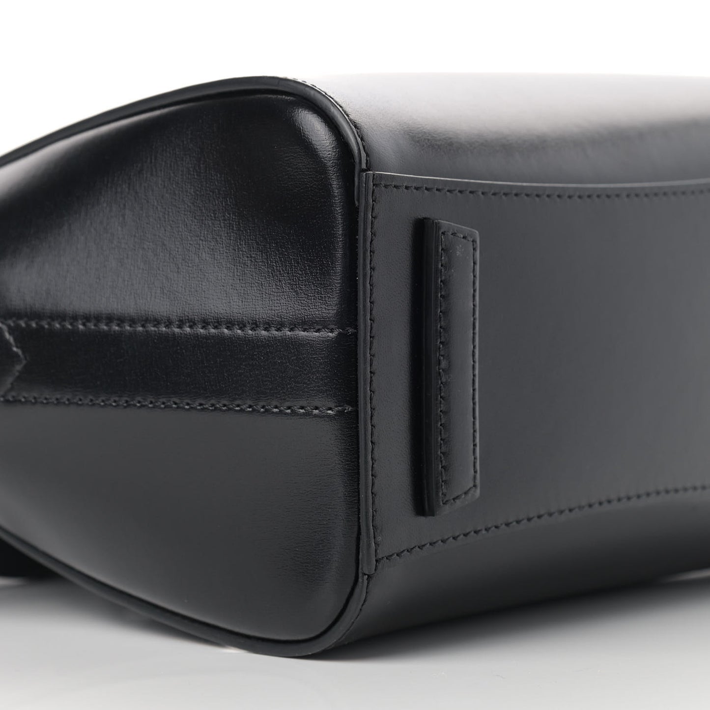 Shiny Lord Calfskin Mini Antigona Black