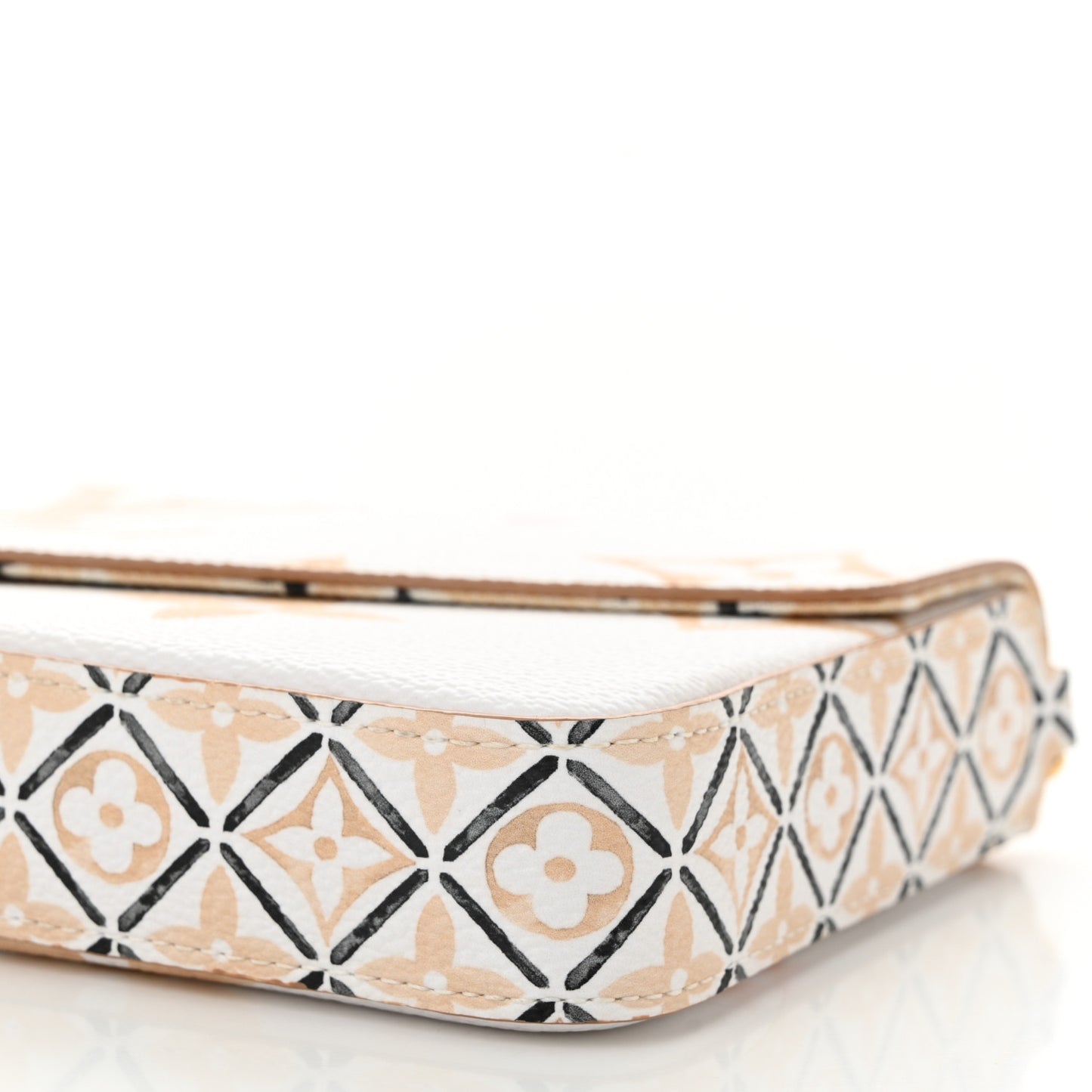 Monogram Giant By The Pool 2.0 Felicie Pochette Chain Wallet Beige