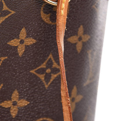 Louis Vuitton Monogram Neverfull MM 16 of 17