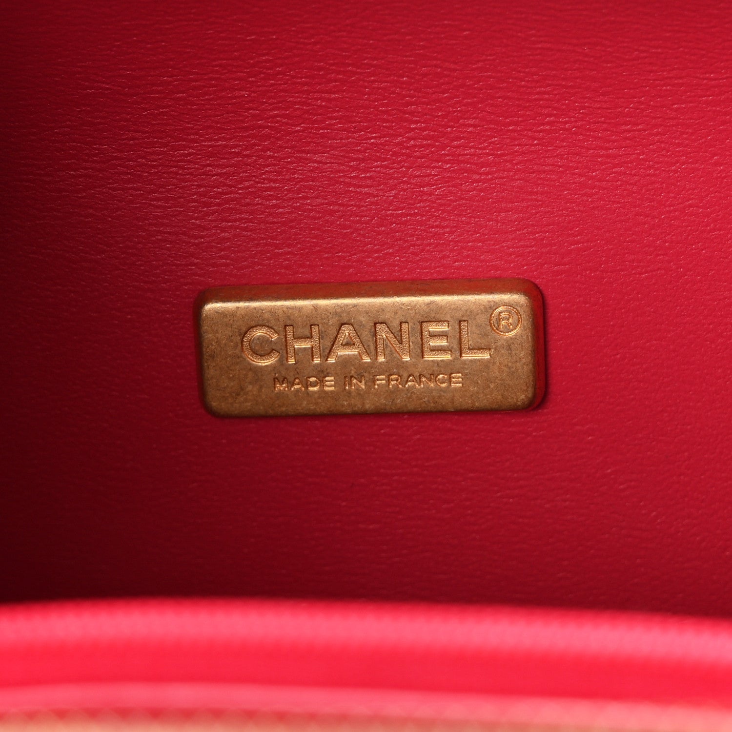 Chanel Lambskin Quilted CC Bubble Vanity Case With Chain Black 5 of 9