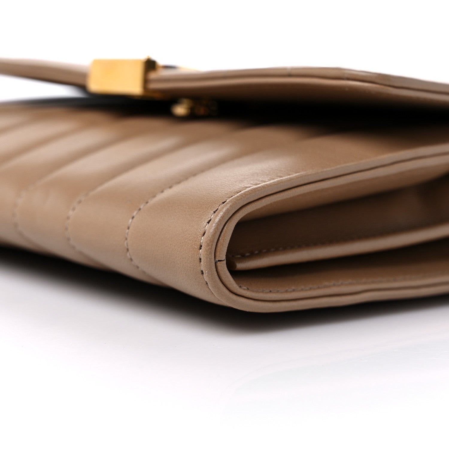 Saint Laurent Lambskin Matelasse Monogram Vicky Chain Wallet Peru 8 of 11