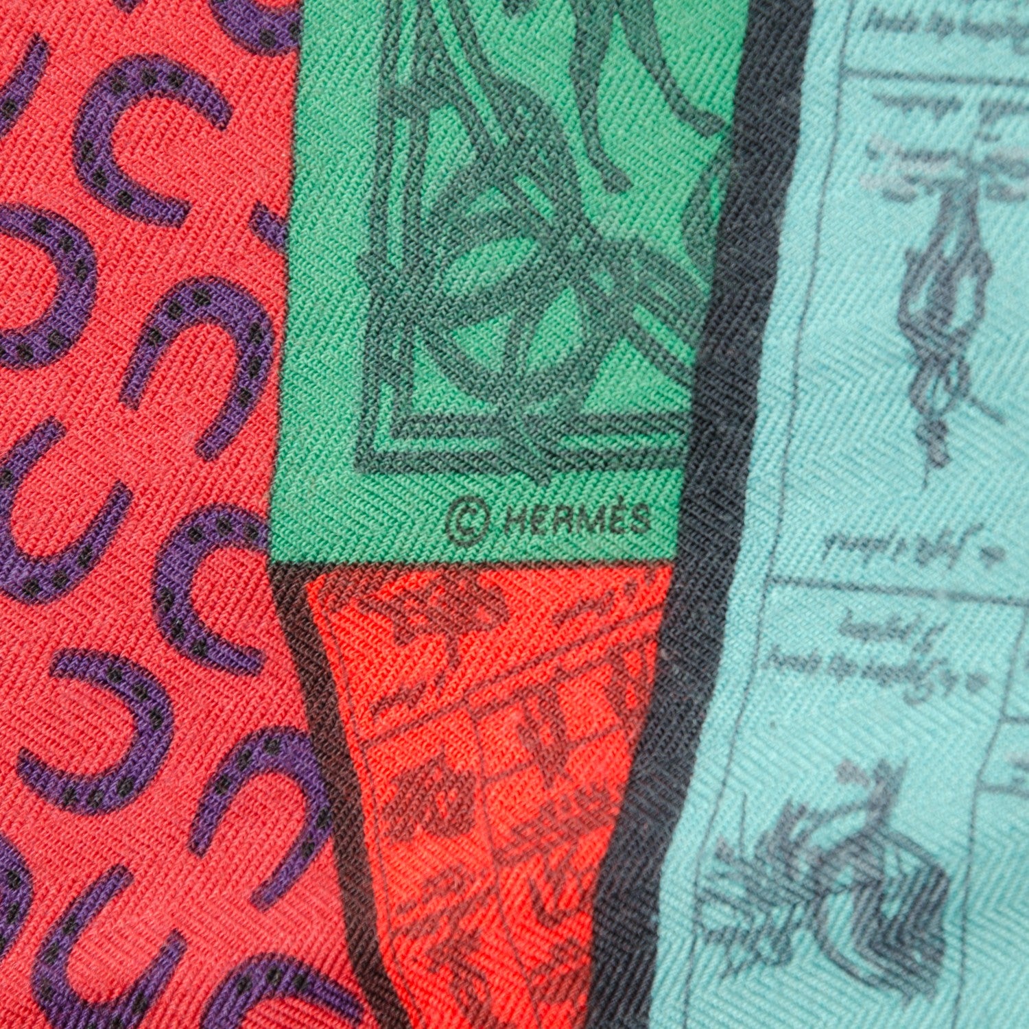 Hermes Cashmere Silk A Cheval Sur Mon Carre Shawl GM 140 Marine Rouge Vert 5 of 5