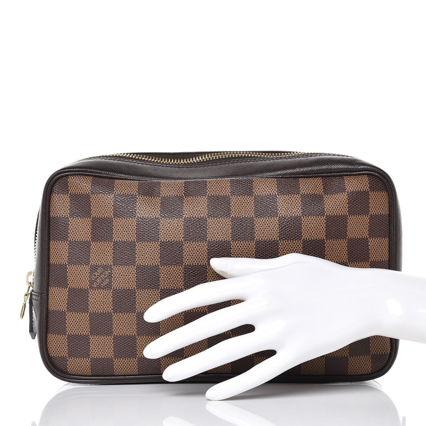 Damier Ebene Trousse Toilette 28