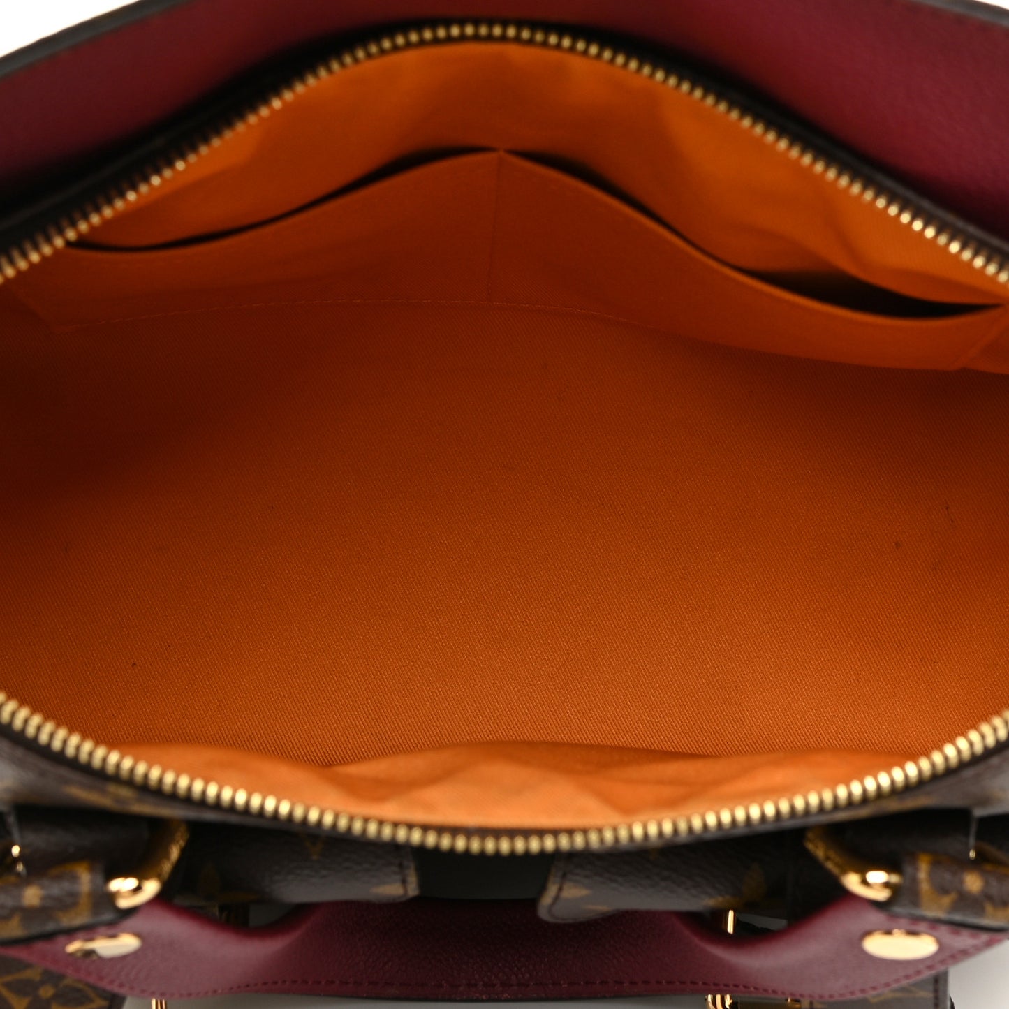 Monogram Manhattan NM Raisin