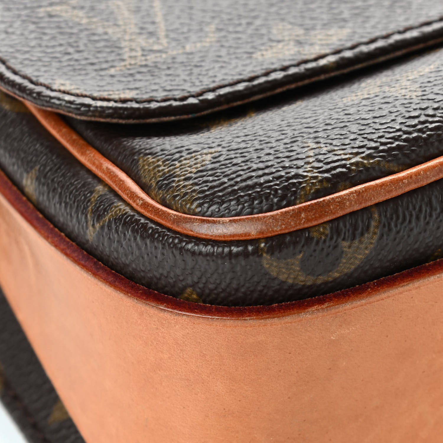 Louis Vuitton Monogram Cartouchiere 22 6 of 20