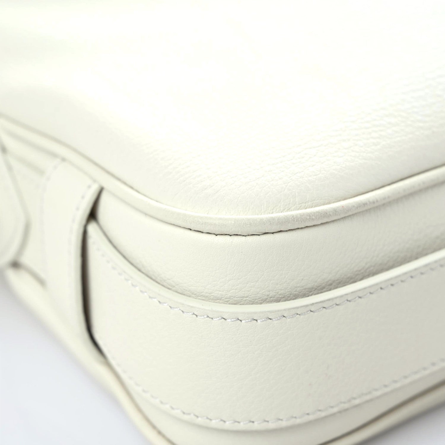 Celine Supple Calfskin Medium Romy Shoulder Bag White 6 of 15