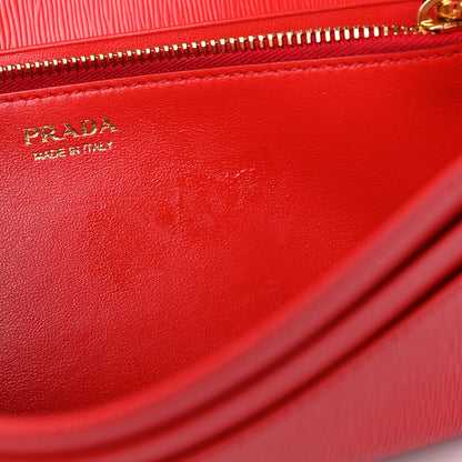 Prada Vitello Move Metal Oro Chain Wallet Lacca 9 of 13