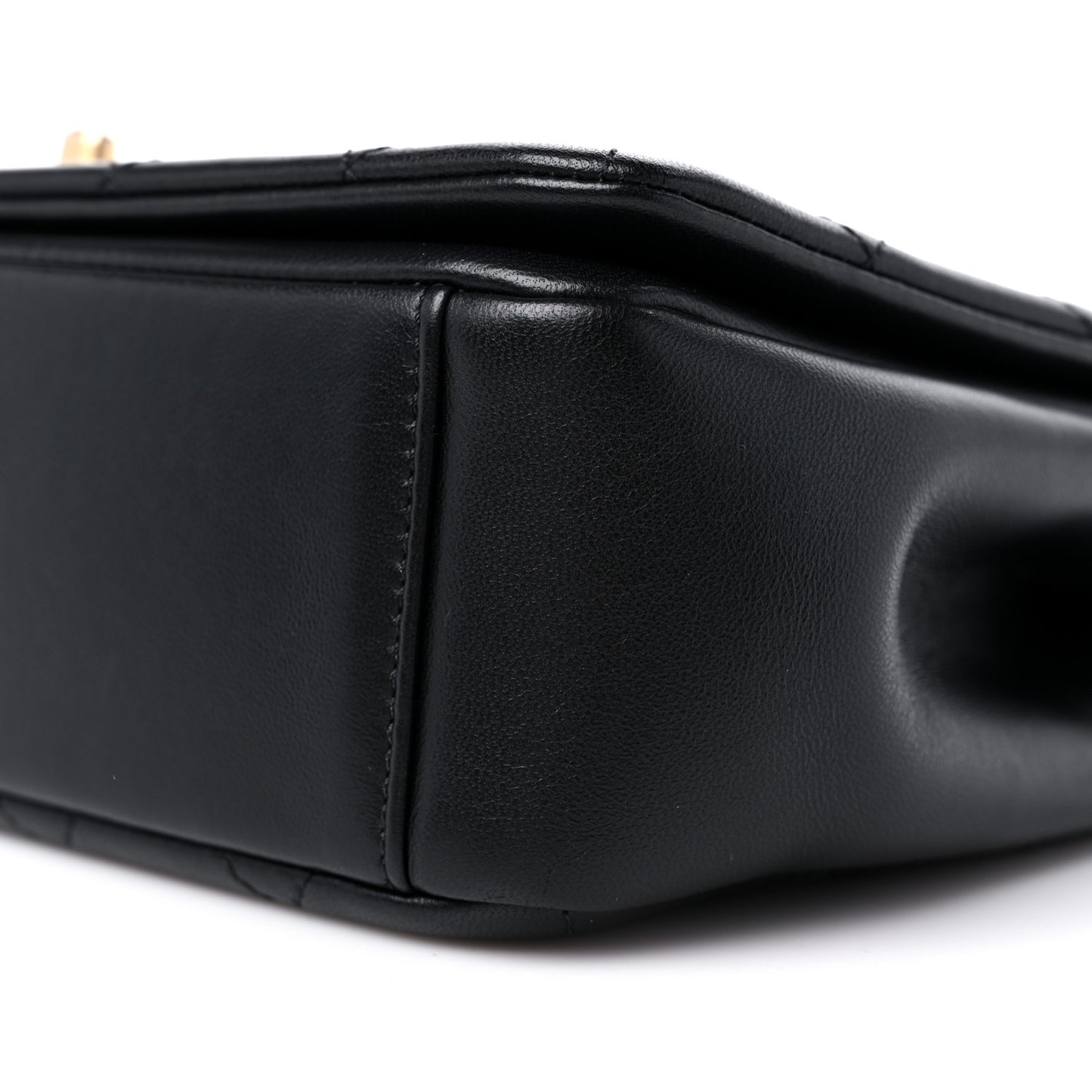 Lambskin Quilted Chain To Chain Flap Black