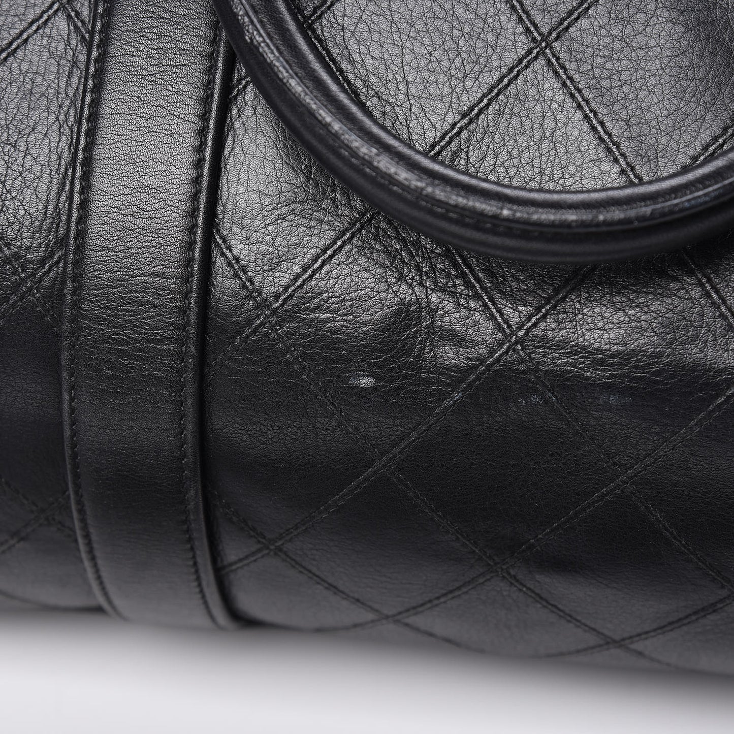 Calfskin Stitched CC Boston Black