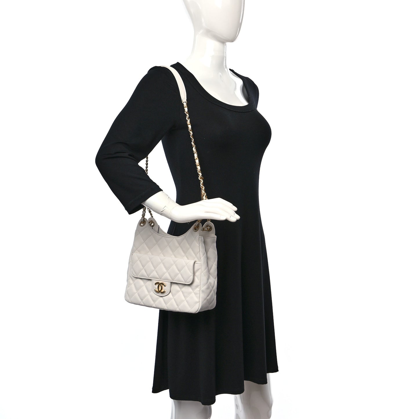 Caviar Quilted Wavy CC Hobo White