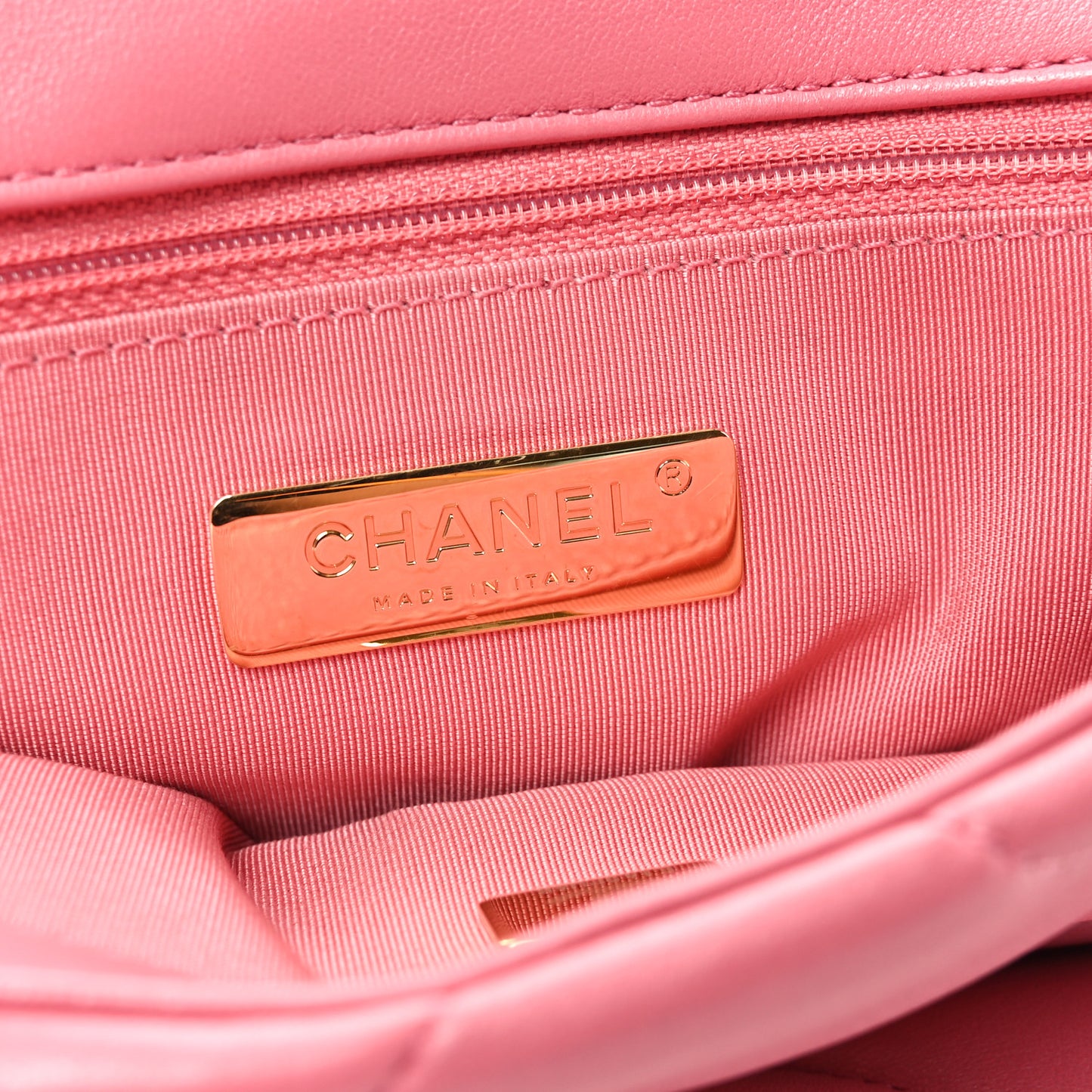 Lambskin Quilted Medium Chanel 19 Flap Pink