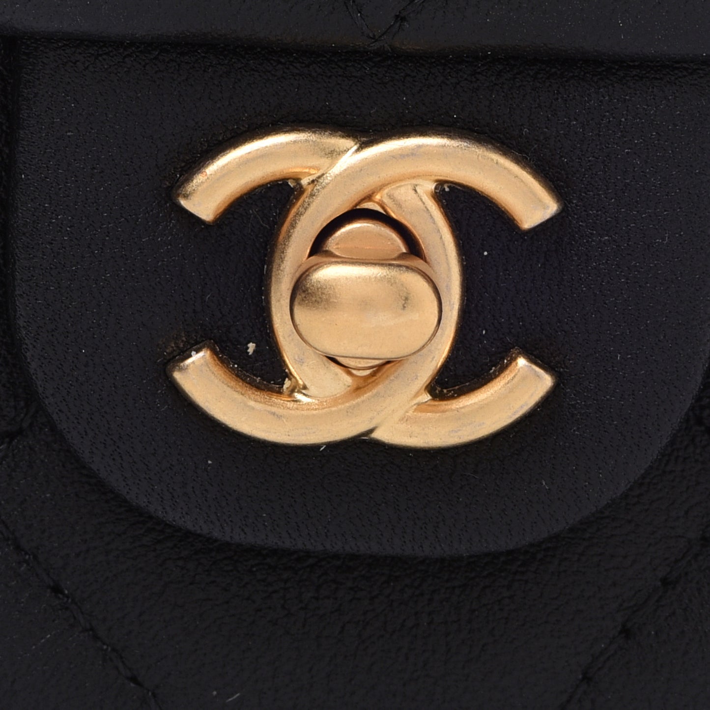 Calfskin Quilted Lady Handle Flap Card Holder With Chain Black