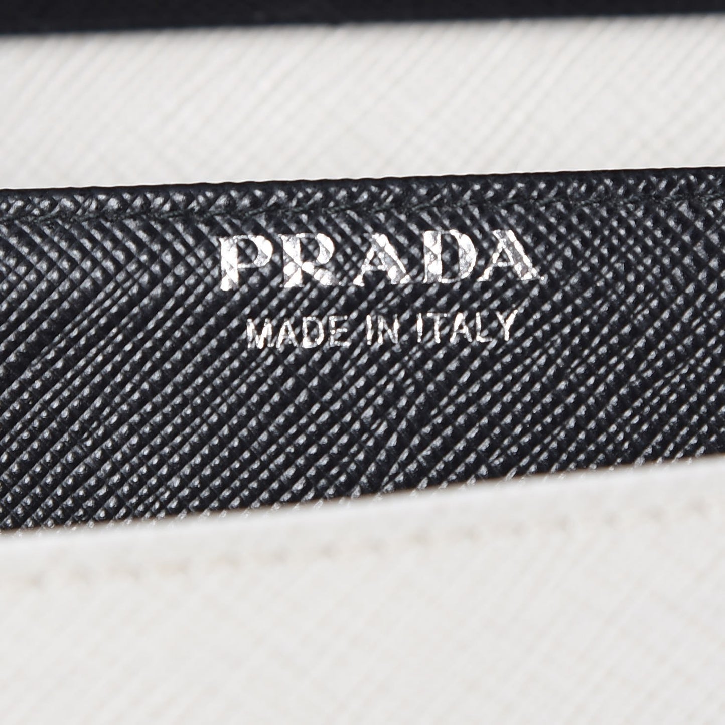 Saffiano Bi-Color Trend Continental Wallet Talco Black