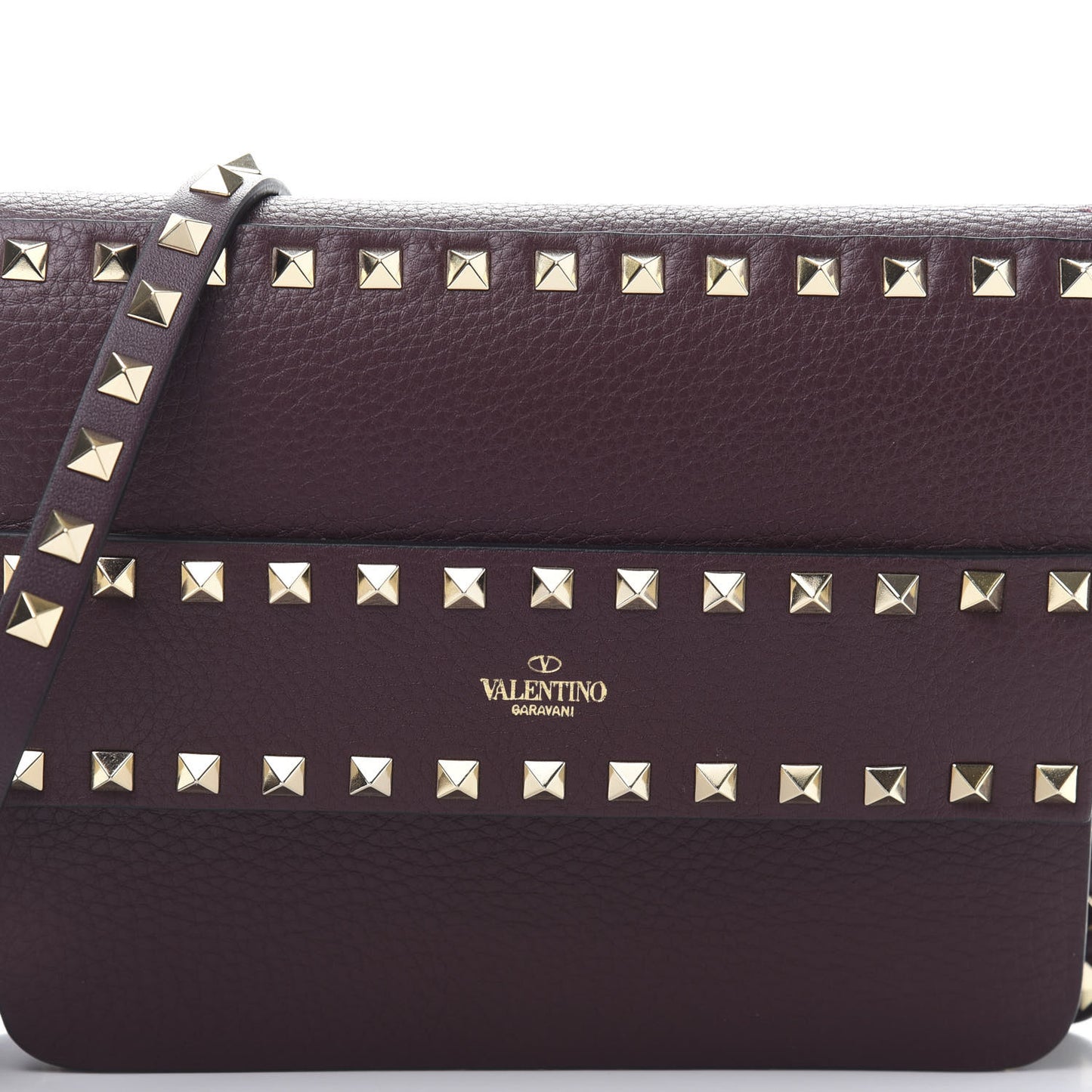 Pebbled Calfskin Rockstud Side Slip Crossbody Rubin
