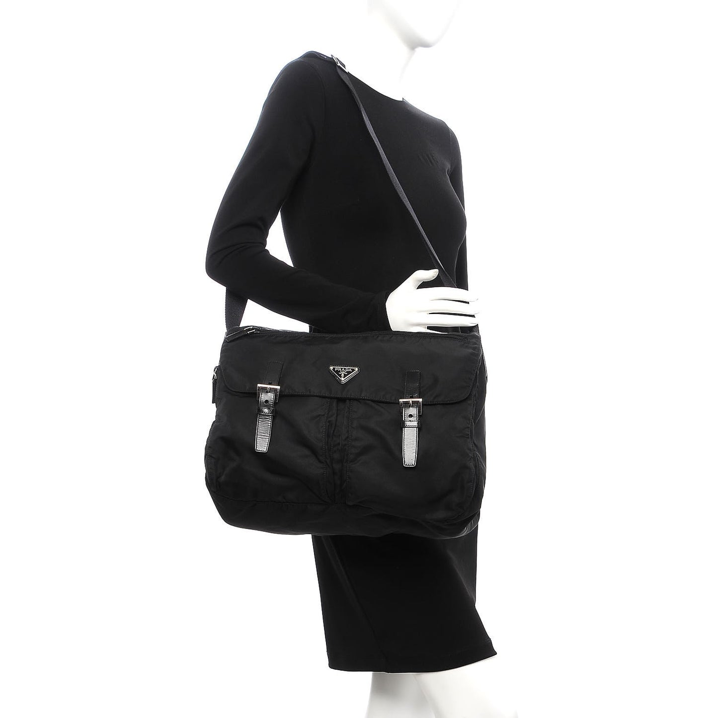 Nylon Vela Messenger Bag Black