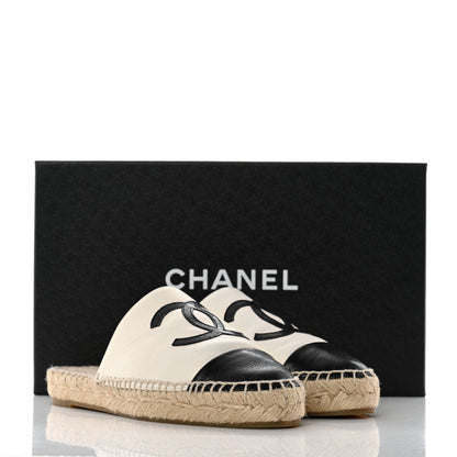 Chanel Iridescent Goatskin CC Espadrille Mules 35 Ivory Black 10 of 10