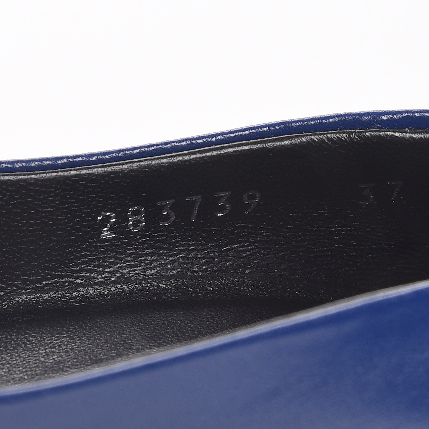 Gucci Nappa Logo Plate Round Toe Pumps 37 Zaffiro 10 of 11