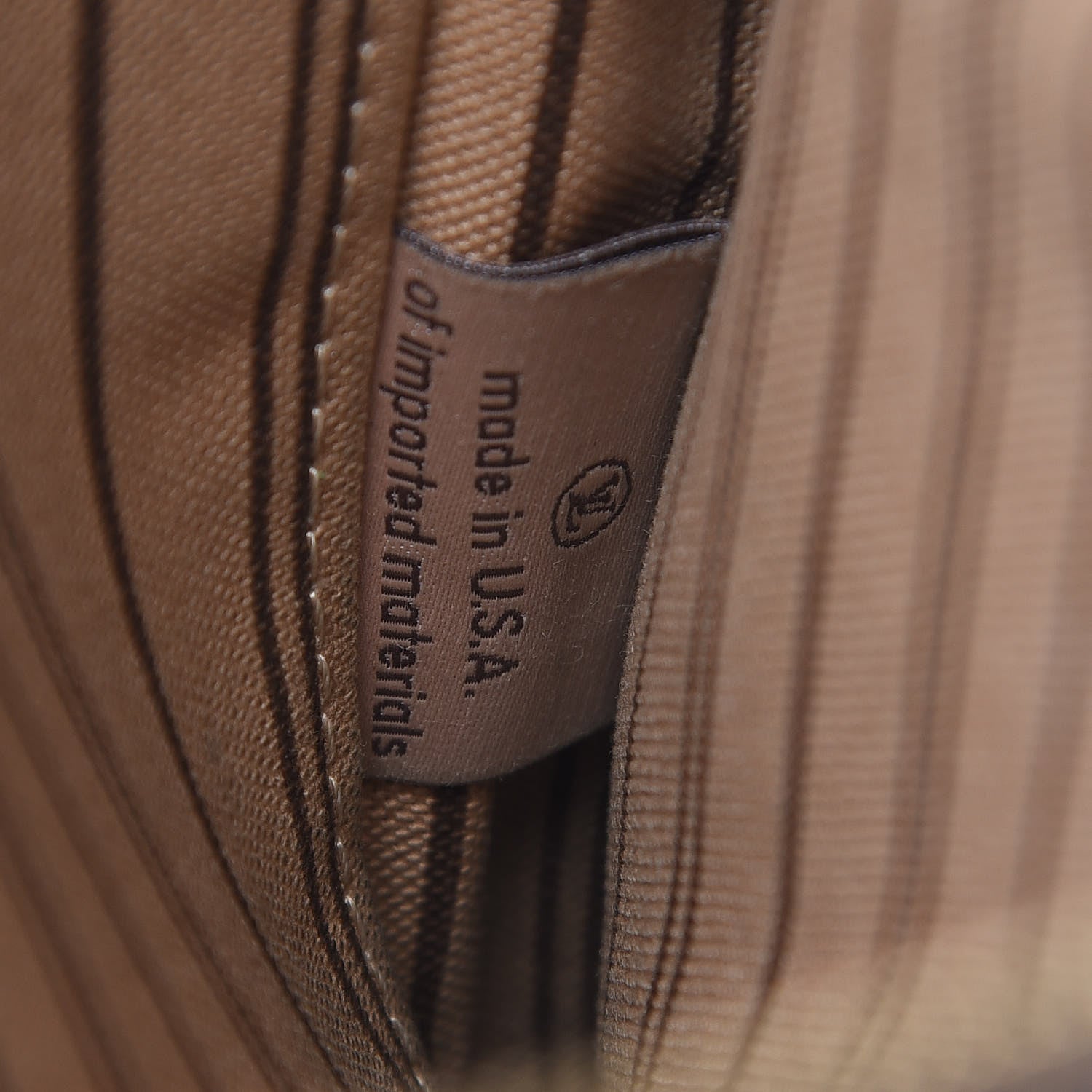 Louis Vuitton Monogram Neverfull MM GM Pochette 7 of 12