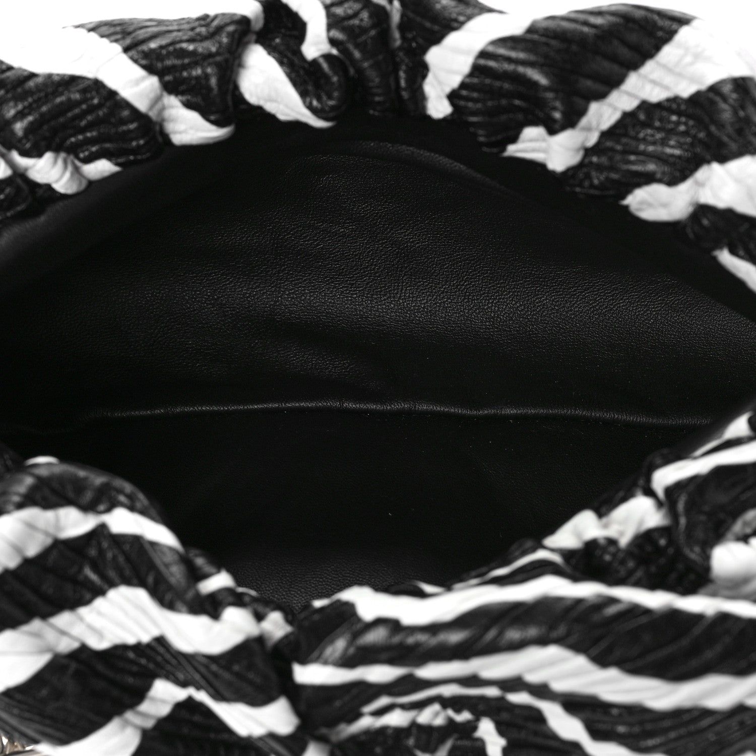Bottega Veneta Nappa Zebra Print The Pouch Chain White Black 5 of 9