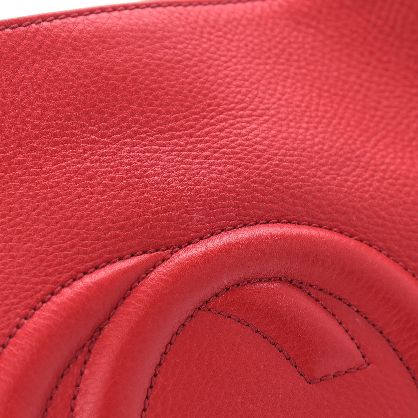 Pebbled Calfskin Medium Soho Chain Shoulder Bag Tabasco Red