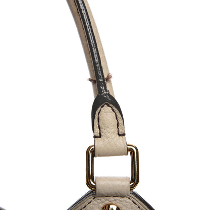 Louis Vuitton Mahina XL Gris 12 of 15