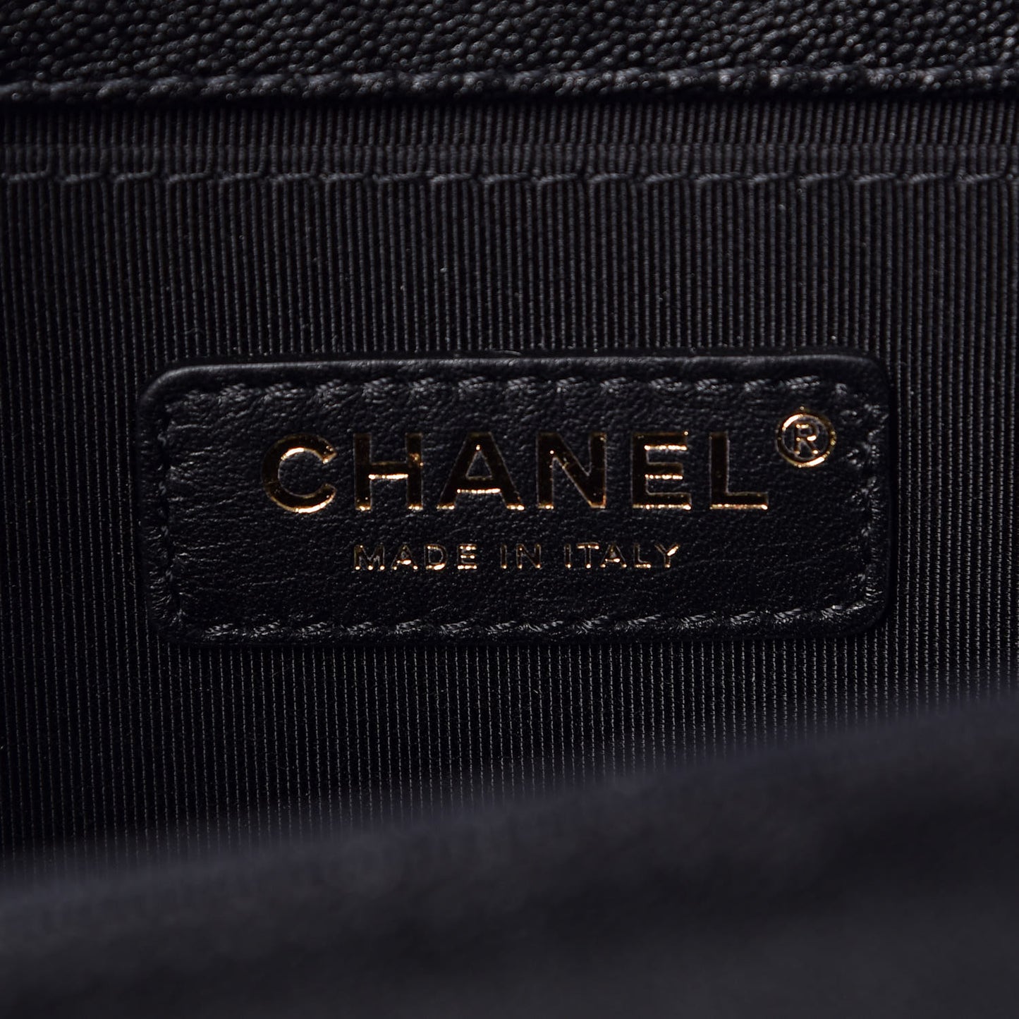 Caviar Chevron Quilted Medium Boy Flap Black