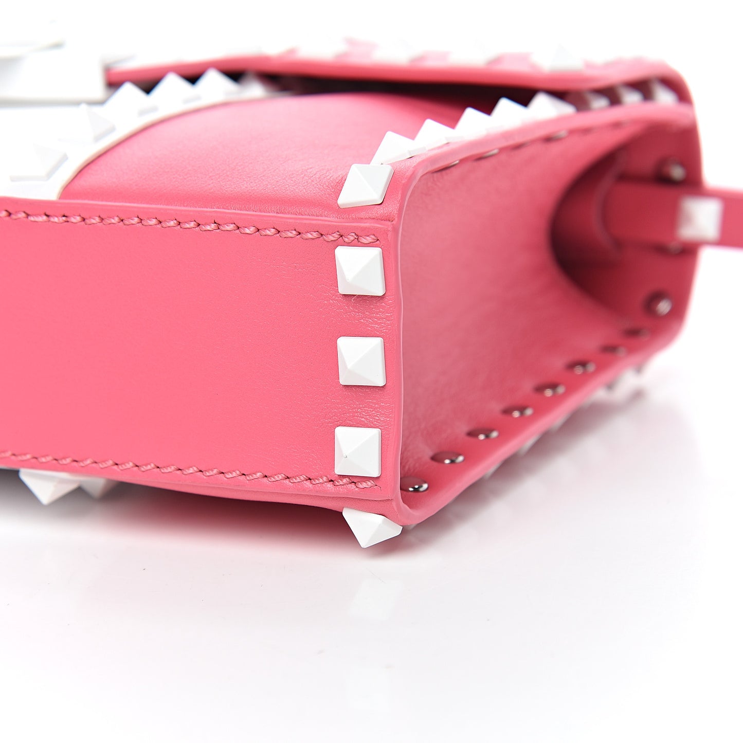 Vitello Colorblock Medium Free Rockstud Flip Lock Crossbody Bag Shadow Pink Optic White